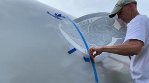 custom-rv-decals-and-stripes