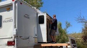 rv-slide-out-rain-guard