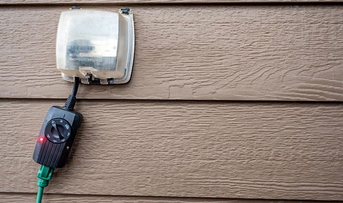 rv-self-contained-electrical-outlets