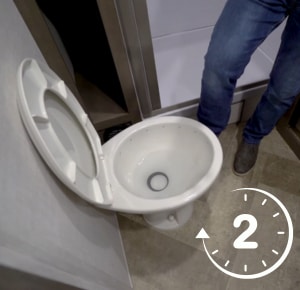Flush-the-RV-toilet-twice