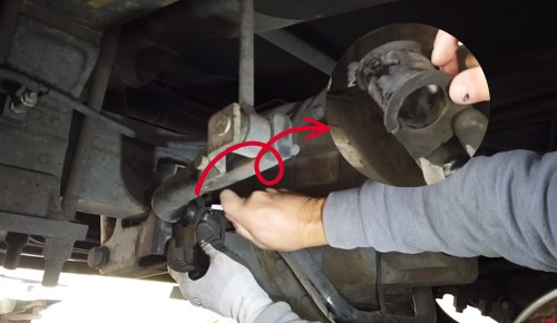 Issues-with-the-sway-bar-bushing-of-renegade-rv