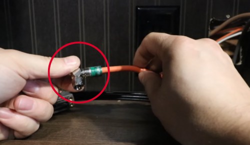 Step-2-to-Connect-a-Cable-TV-to-the-Motorhome